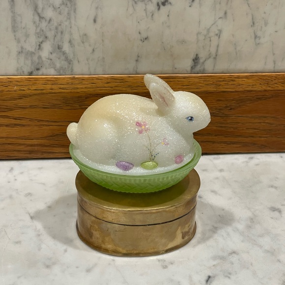 Rare Vintage hand-painted Fenton Art Glass covered dish Bunny on Nest
